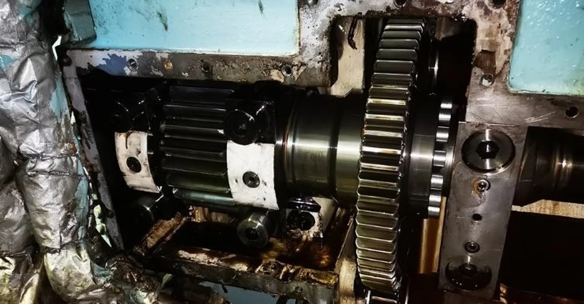 Main Engine Fuel Cam and Fuel Pump Replacement